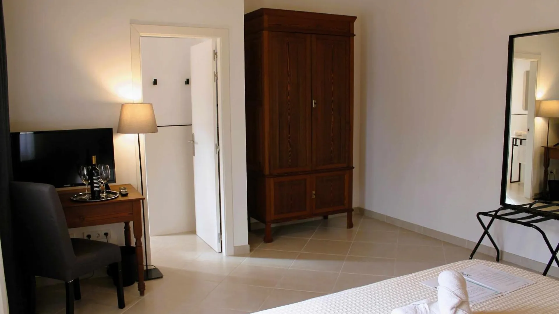 Atrium Suites Mallorca Porreres Spain